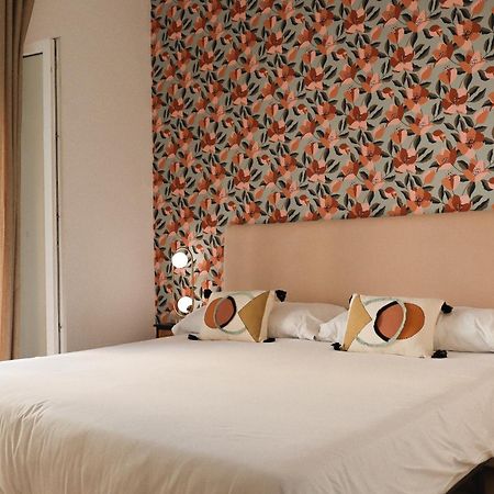Monkeys Apartments Lumbreras Deluxe Sevilla Bagian luar foto