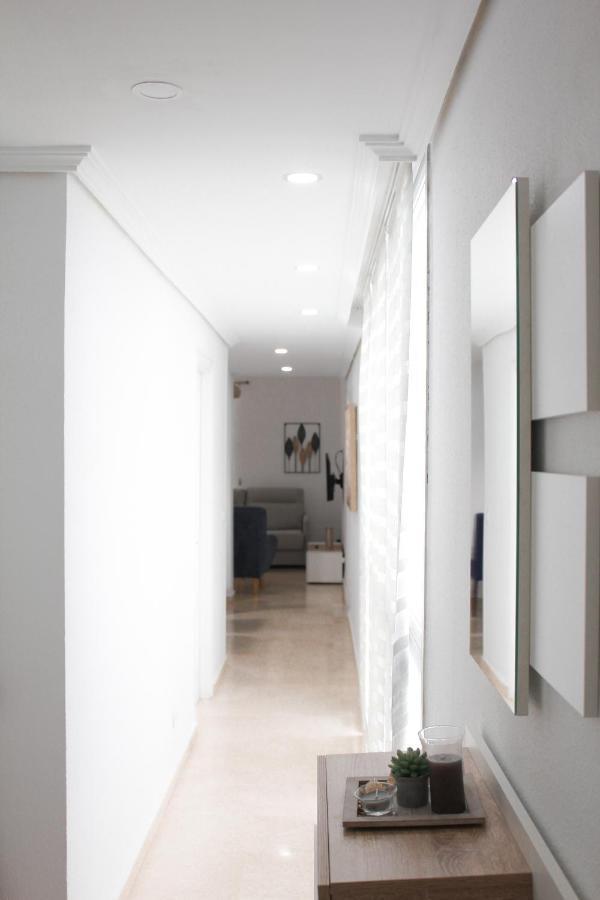 Monkeys Apartments Lumbreras Deluxe Sevilla Bagian luar foto